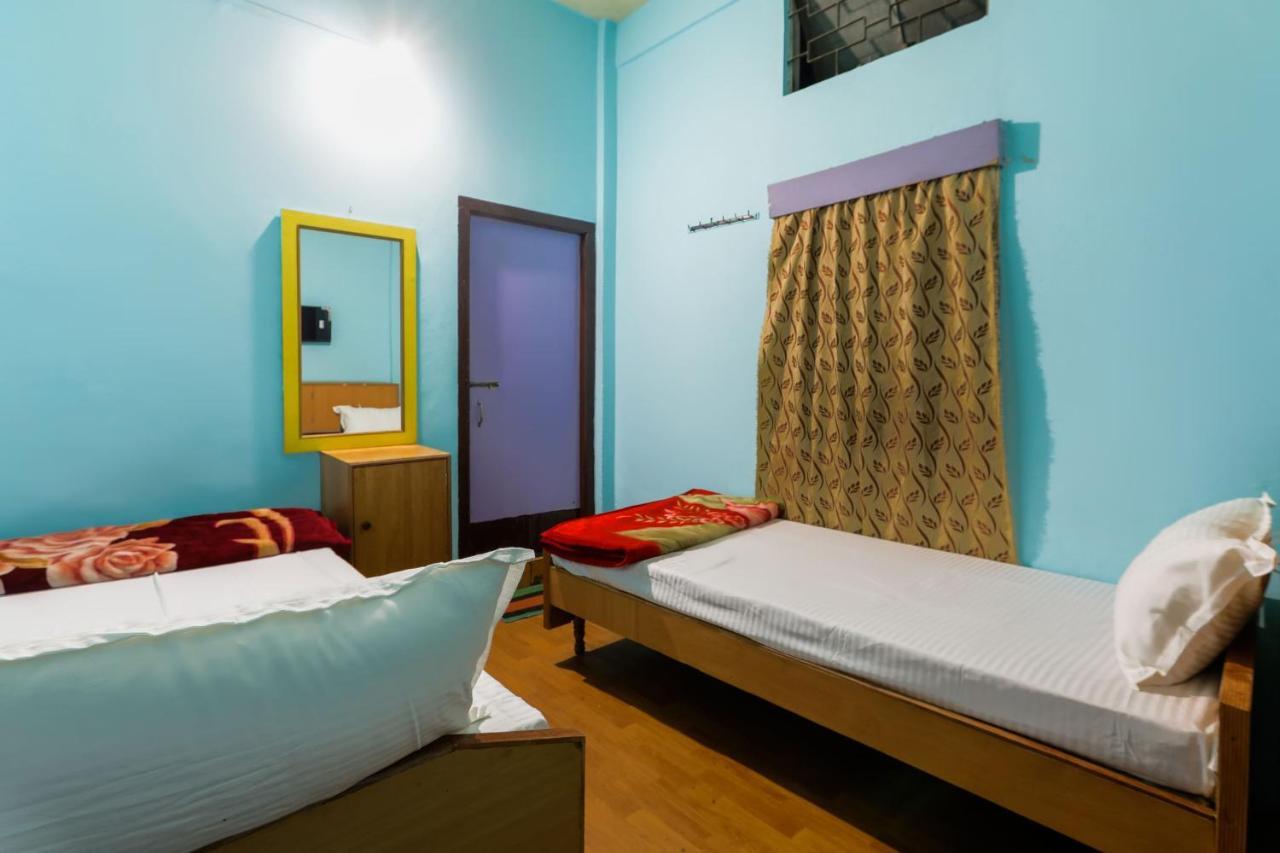 Oyo Hotel 43459 Oasis Lodge Jorhāt Εξωτερικό φωτογραφία