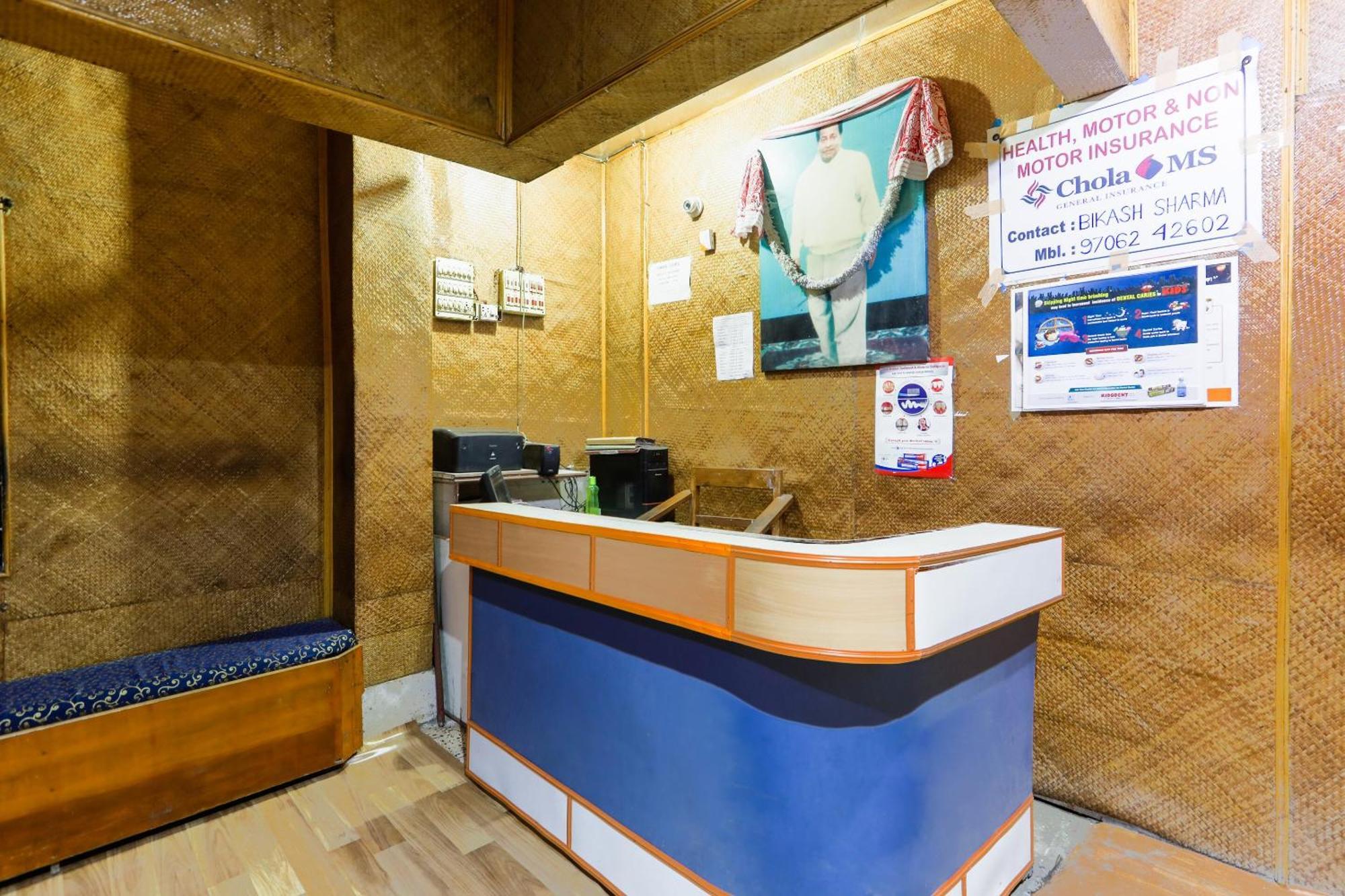 Oyo Hotel 43459 Oasis Lodge Jorhāt Εξωτερικό φωτογραφία